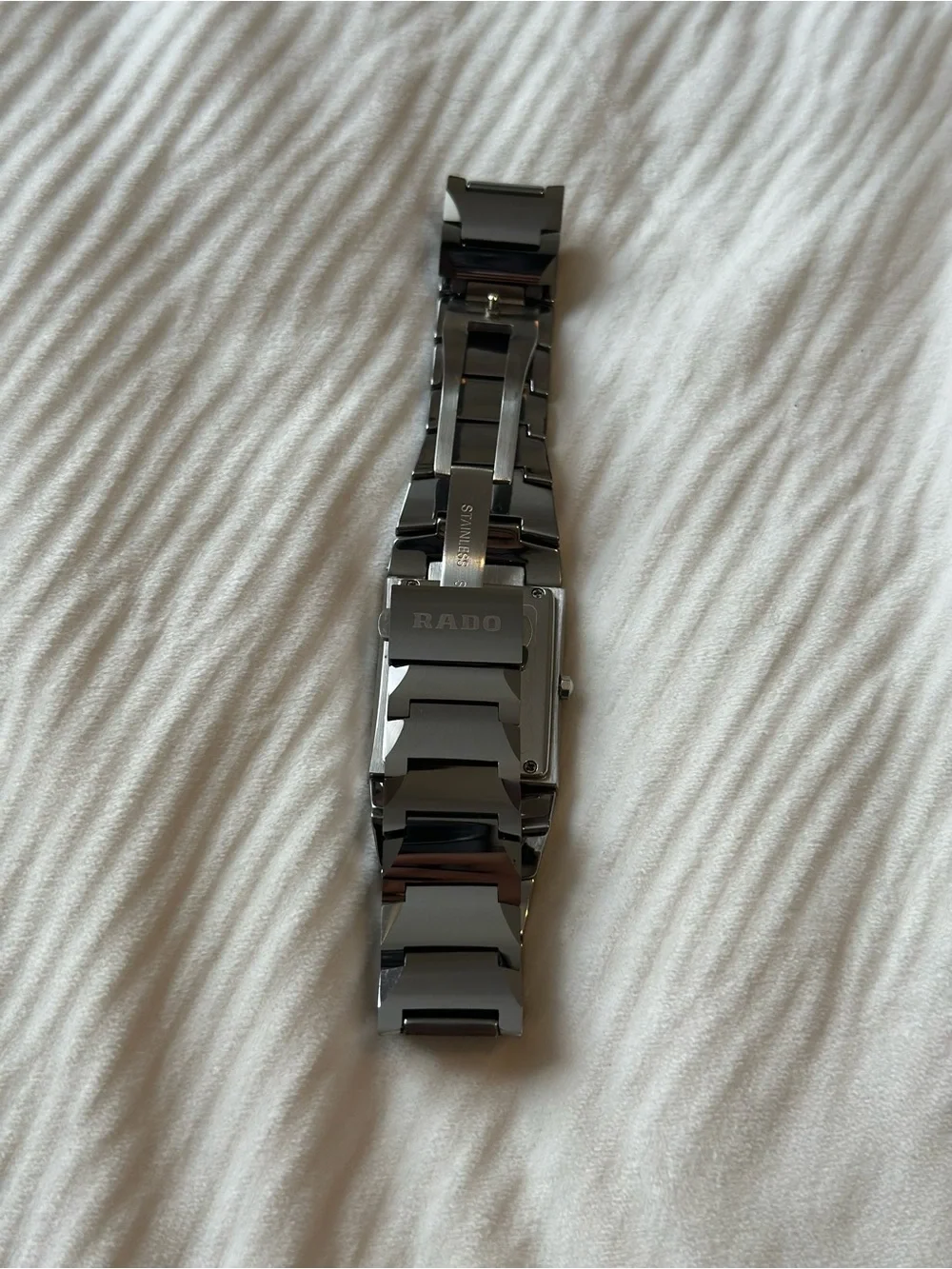 Authentic RADO Jubilé Diamond Watch – Excellent Condition - Picture 12 of 15